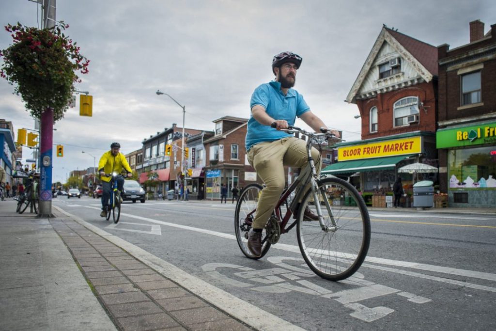 City transportation staff are recommending that council make the Bloor bike lane project permanent.  (Eduardo Lima / METRONEWS)