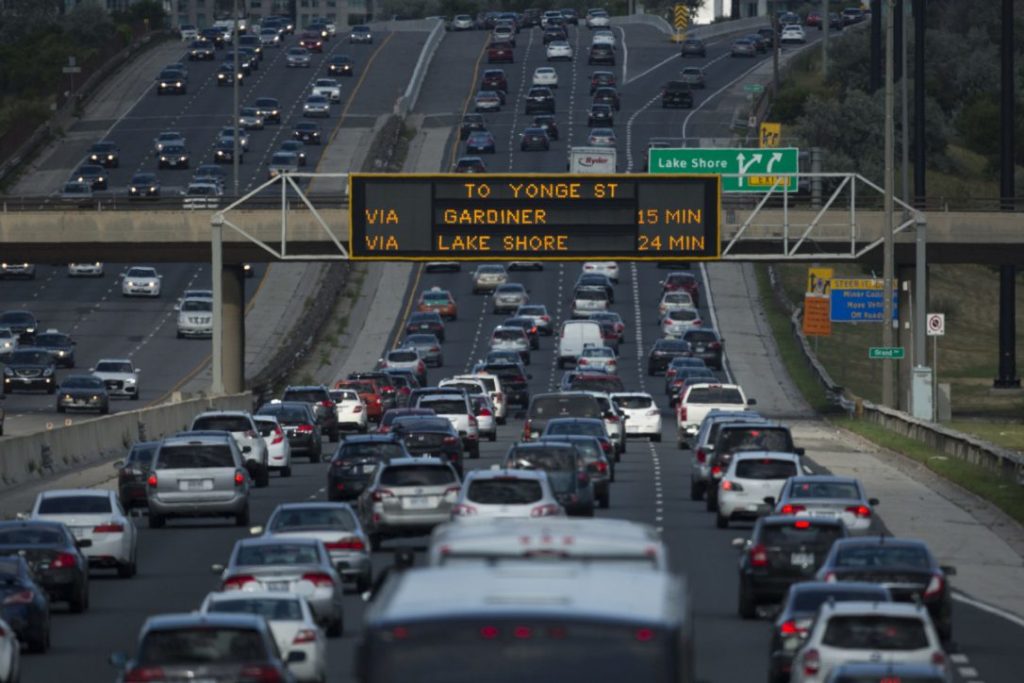 Traffic gridlock in the GTA results in higher fuel and trucking costs, and production shutdowns. The delays end up costing $500 million to $650 million per year in higher prices for goods nationally, according to the Toronto Region Board of Trade.  (Randy Risling / Toronto Star file photo) 