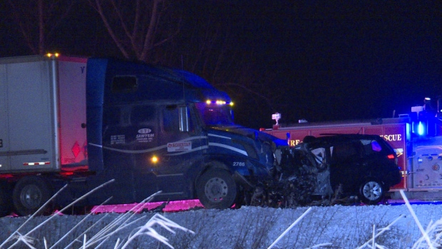 A Trenton, Ont. man, 38, is dead after an SUV travelling in the wrong direction crashed head-on into a transport truck on Highway 401 in Whitby early Saturday. (Tony Smyth/CBC)