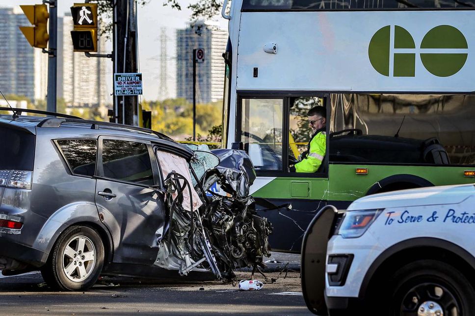 Toronto police board reinstates traffic squad after spike in collisions